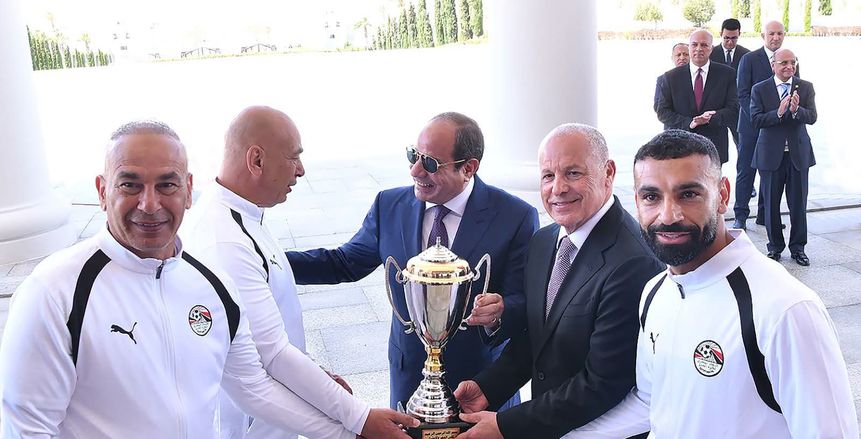 حسام حسن بعد تكريم الرئيس السيسي: نجدد العهد ببذل كل ما لدينا من أجل مصر