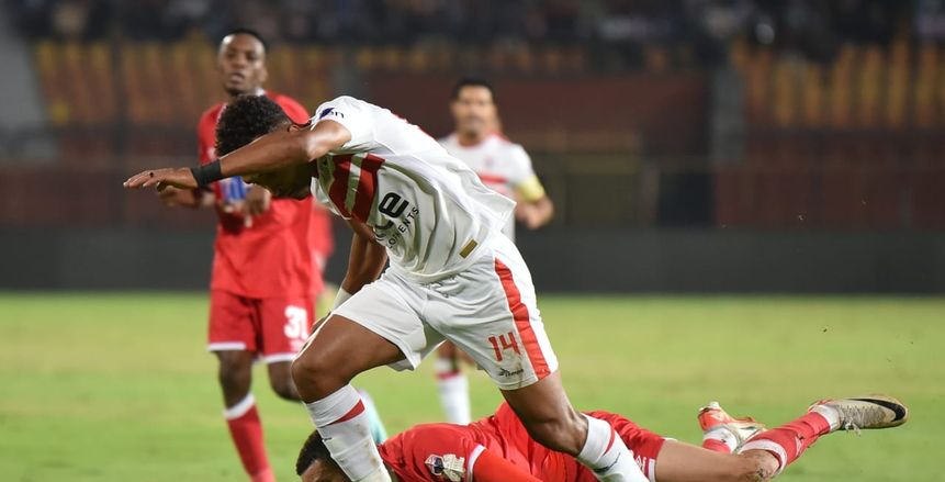 الزمالك بالزي التقليدي أمام مودرن فيوتشر في الكونفدرالية