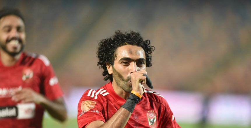 سيد معوض: بيرسي تاو والشحات مصدر خطورة الأهلي أمام الوداد المغربي