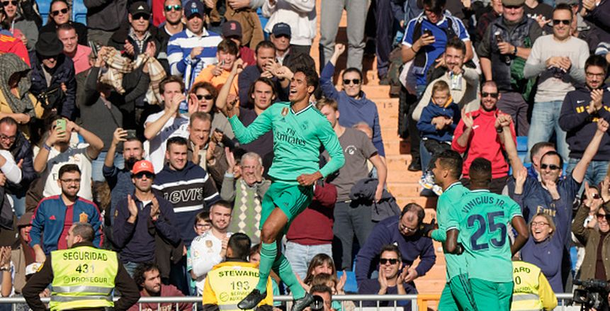 صدارة مؤقتة لليجا.. ريال مدريد يتخطى عقبة إسبانيول بثنائية (فيديو)