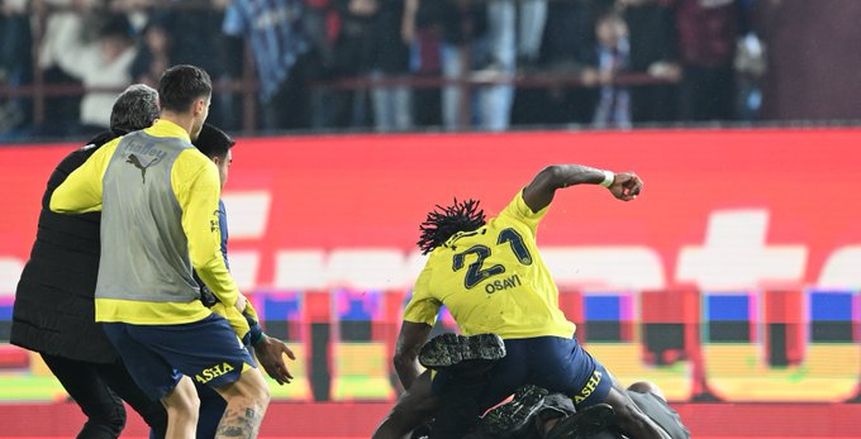رئيس «فيفا» يعلق على أحداث الشغب في مباراة طرابزون وفنربشخة