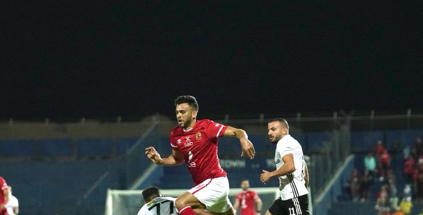 مصدر: الأهلي يخطر صلاح محسن بالرحيل.. ومفاضلة بين عرضي فيوتشر وسيراميكا
