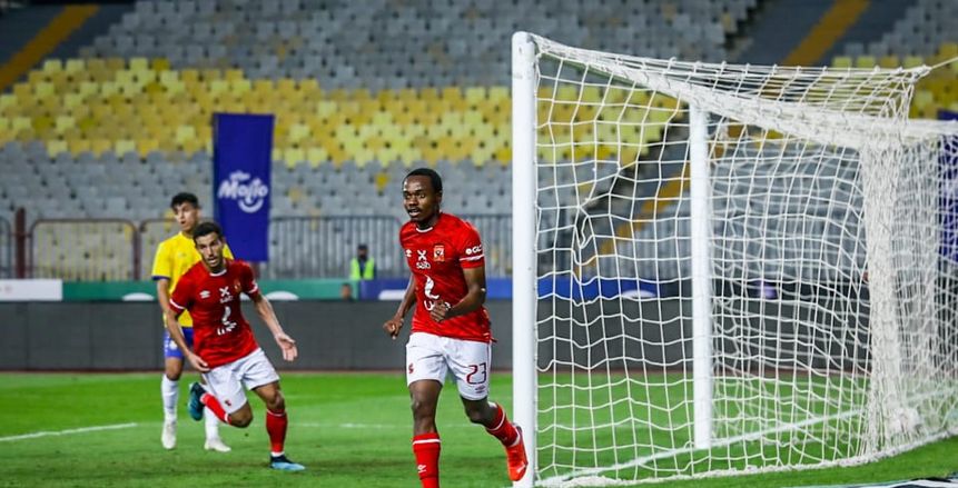 تألق بيرسي تاو يضع محمد شريف وباهر المحمدي في ورطة مع المنتخب