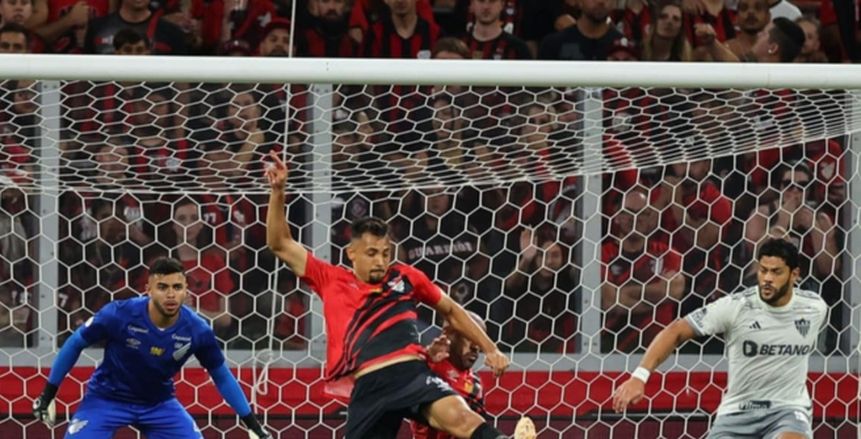 قبل نهائي ليبرتادوريس..أتلتيكو منيرو يستضيف بوتافوجو بالدوري البرازيلي