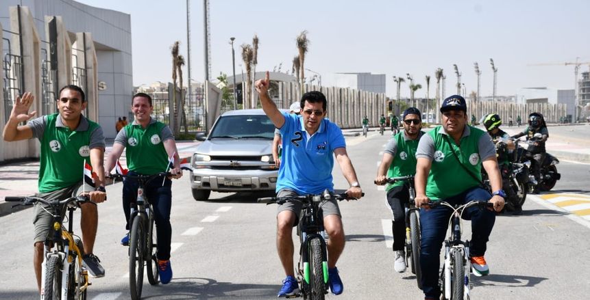 وزير الرياضة يتقدم ماراثون بالمدينة الرياضية بالعاصمة الإدارية «صور»