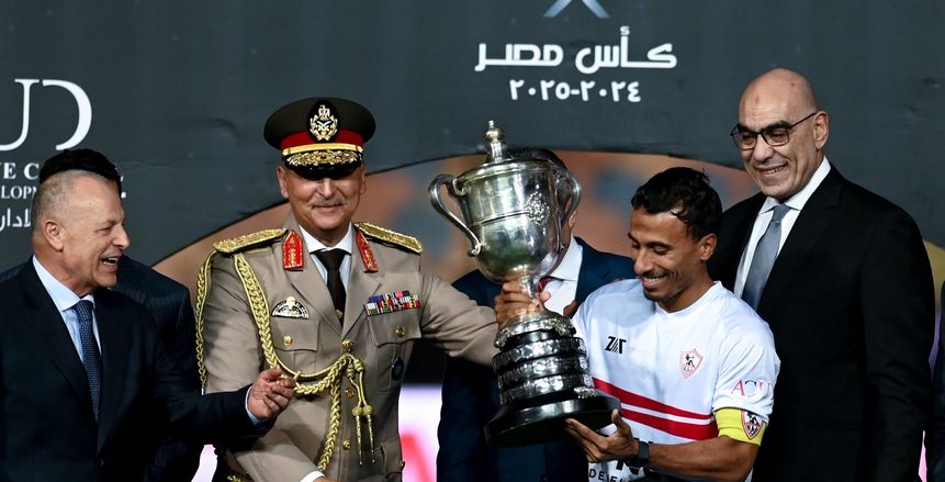 محمد عبدالشافي.. رحلة تألق واحتراف ذهبي ونهاية سعيدة ببطولة غالية
