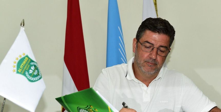 فيتوريا: أتمنى عودة لاعبي الأهلي بمستوى أفضل.. والقائمة تضم 11 لاعبا جديدا