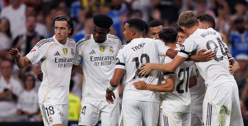 ريال مدريد يواجه سوسيداد طمعا في استغلال هدية برشلونة