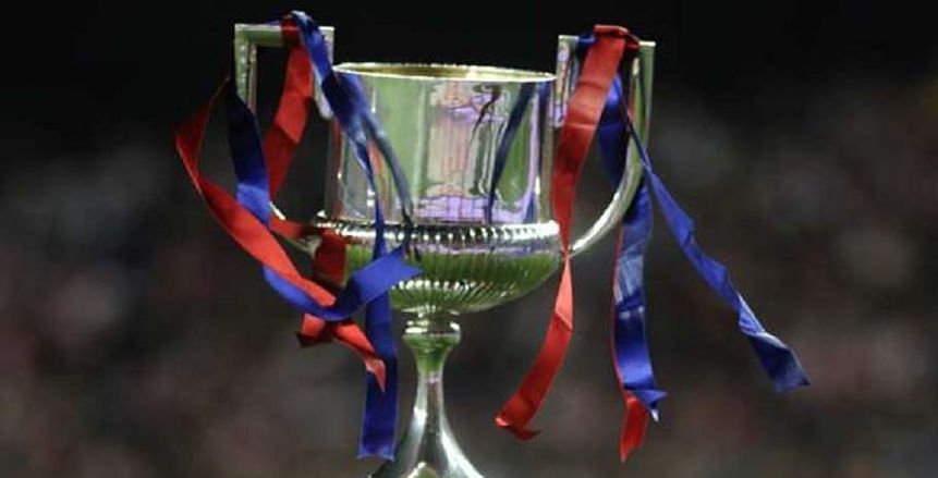تحديد حكم نهائى كأس اسبانيا بين برشلونة واشبيلية