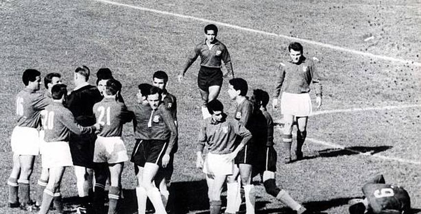 معركة سانتياجو.. أزمة أشعلتها الصحافة في مونديال 1962