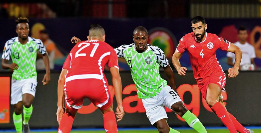15 دقيقة.. منتخب نيجيريا يواصل تقدمه بهدف.. وتونس بلا خطورة