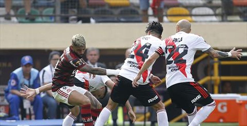 بالميراس يتلاعب بريفر بليت ويفوز بثلاثية في نصف نهائي كأس الليبرتادوري
