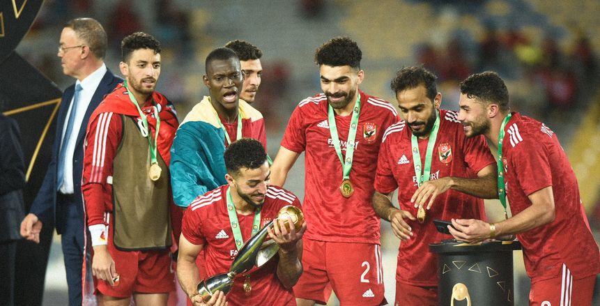 الأهلي يضاعف مكافآت التتويج بدوري أبطال أفريقيا.. تعرف على قيمتها
