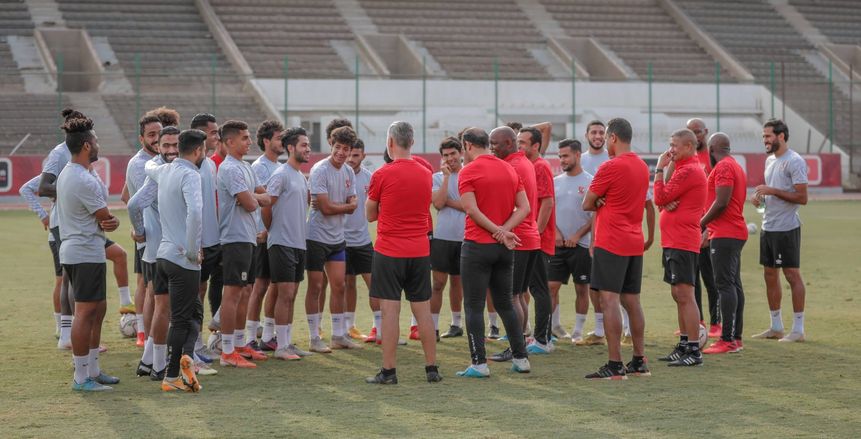 كوكا وبدر وشوبير.. ملامح تشكيل الأهلي أمام أبو قير للأسمدة