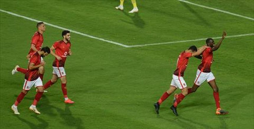 «كارتيرون» يطالب لاعبي الأهلي بمصالحة الجماهير بتقديم عرض جيد