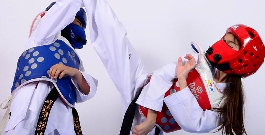 سلمى أبو حجازي تكتسح منافستها الكازاخستانية وتلعب على برونزية التايكوندو
