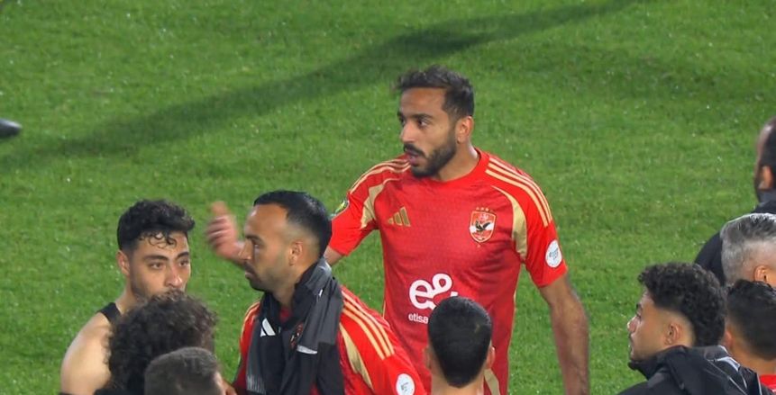 محمود كهربا: النادي الأهلي يحتاجني فنيا وخارج الملعب