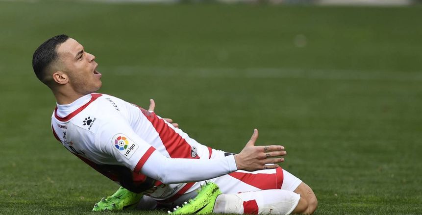 مهاجم رايو فاييكانو: أحلم بالعودة لريال مدريد مجدداً