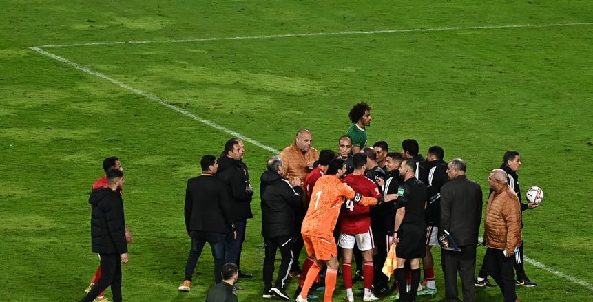 مصدر بلجنة الحكام: سيد عبدالحفيظ لم يسئ لحكم مباراة الأهلي والمصري