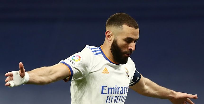 كريم بنزيما يقود تشكيل ريال مدريد وجريزمان في هجوم أتلتيكو