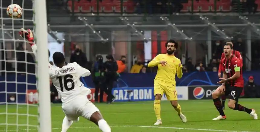 محمد صلاح يقود التشكيل المثالي لمجموعات دوري أبطال أوروبا