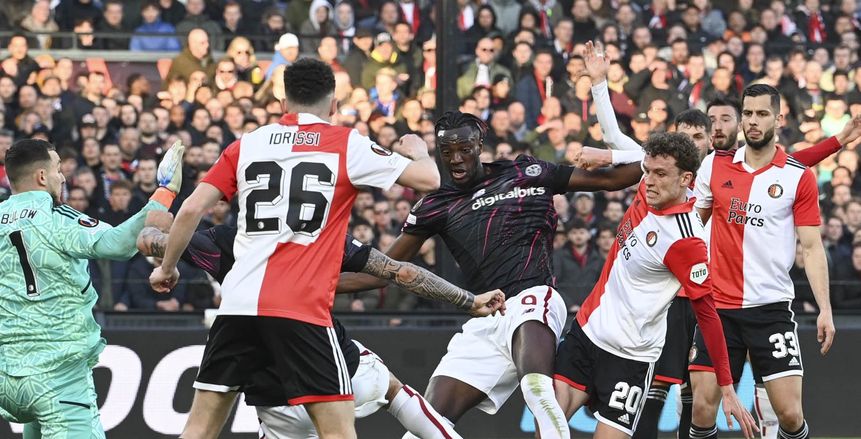 روما يسقط أمام فينورد بهدف دون رد في الدوري الأوروبي