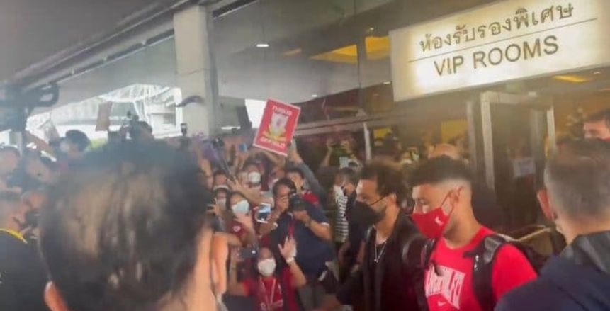 استقبال حافل لـ محمد صلاح في تايلاند «فيديو»