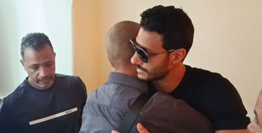 بعد عزاء والده.. محمد الشناوي يفاجئ الأهلي بطلب غير متوقع