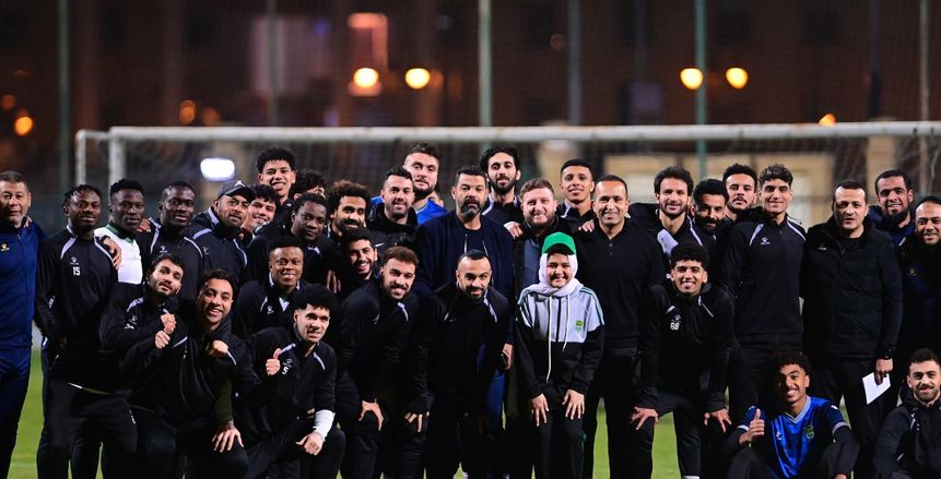 الاتحاد السكندرى يحتفى بالطفلة «غزل» بطلة واقعة «تقبيل الشعار»