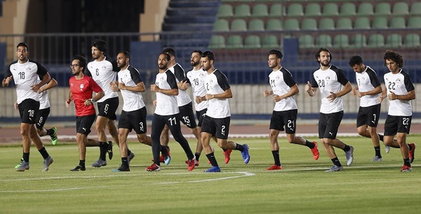 طلعت يوسف: أداء منتخب مصر غير مطمئن.. وتدخل اللاعبين في أزمة "وردة" كارثة كبرى