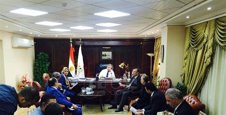 وزارة الرياضة تناقش سبل إدارة المنشأت الرياضية بأمريكا