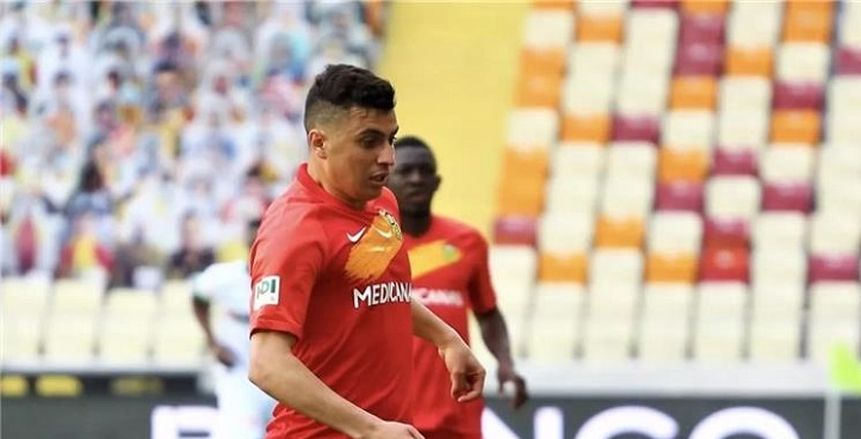 كريم حافظ: سعيد بوجود اسمي بقائمة محترفي المنتخب حتى لو استُبعدت لاحقا
