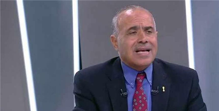 أحمد الشناوي: زد استحق ركلة جزاء أمام الأهلي.. و«الفار» لم يرَ الكرة