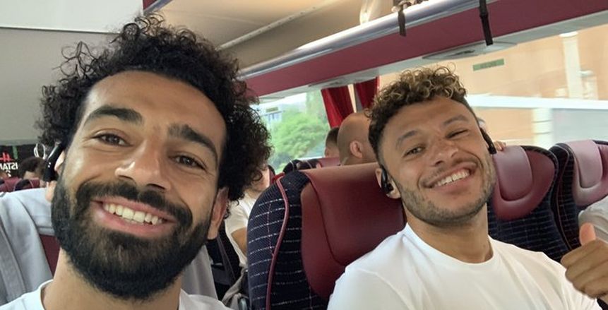 محمد صلاح يهنئ تشامبرلين بعيد ميلاده