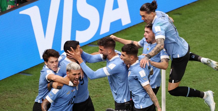 شوط أول.. منتخب اوروجواي يتقدم على غانا بهدفين وتبخر أحلام البلاك ستارز بكأس العالم