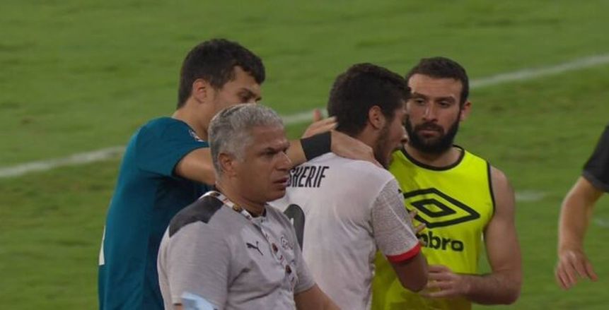 وائل جمعة يحتوي غضب محمد شريف في جلسة منفردة بعد أزمة الـ«12دقيقة»