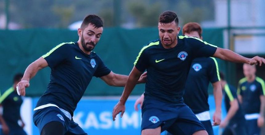 بالصور| "تريزيجيه" يقود قاسم باشا في مواجهة بشكتاش