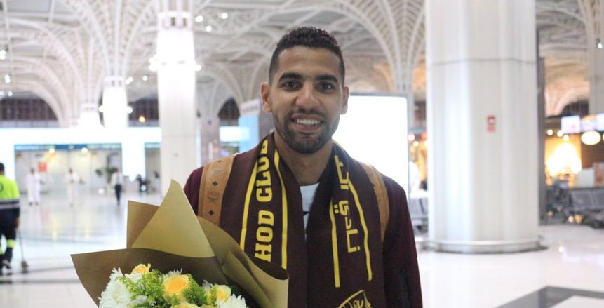 مؤمن زكريا تحت رحمة الأطباء فى الدورى السعودى