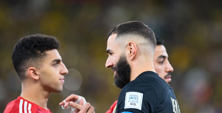 اتحاد جدة يحسم موقف بنزيما.. واستبعاد رومارينيو وجروهي