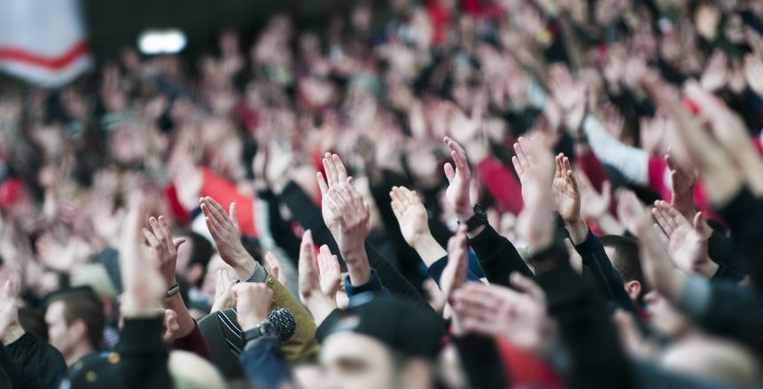 "ممنوع الغناء أو شرب الكحول".. قواعد صارمة لجماهير الدوري الإنجليزي