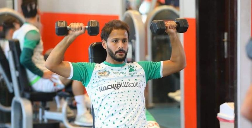 أحمد رفعت يكشف عن مفاوضات بيراميدز لضمه.. وأزمته مع نيبوشا في الزمالك