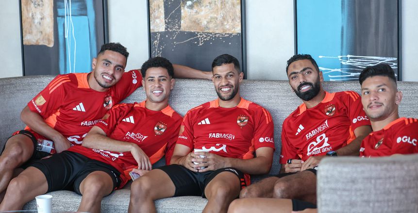 ماذا يحدث في معسكر الأهلي قبل مواجهة الزمالك؟.. مران سري وتصحيح أخطاء