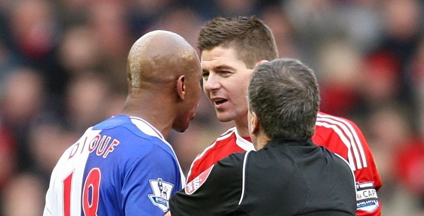 الحاج ضيوف منتقداً جيرارد: لم يقدم شئ لمنتخب بلاده مثلي