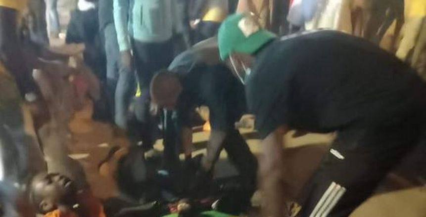 ميرور: مصرع 6 مشجعين بسبب التدافع قبل لقاء الكاميرون وجزر القمر «فيديو»