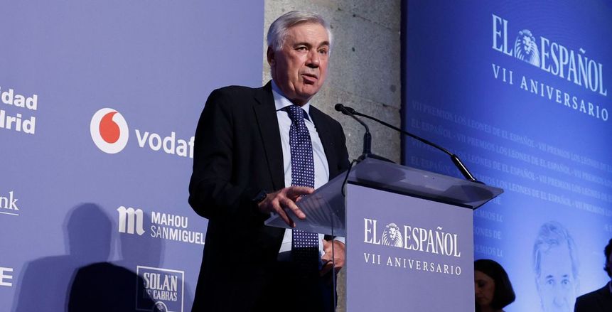 ريال مدريد يحتفي بـ أنشيلوتي بعد حصوله على جائزة أسد الرياضة 2022