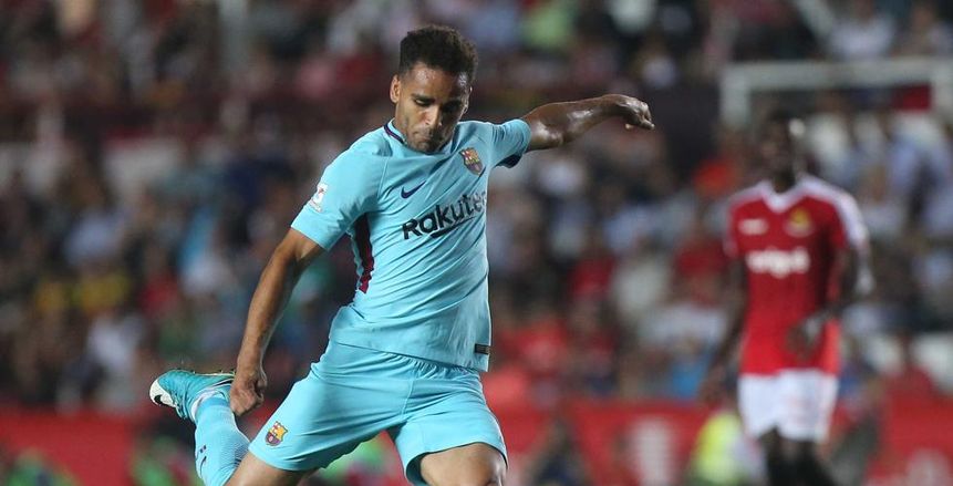 راتب مدافع برشلونة يؤخر انتقاله إلى بنفيكا