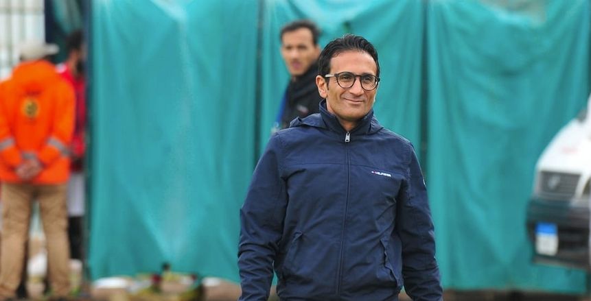 أحمد سامي: سموحة له ضربة جزاء أمام الزمالك.. والمسطرة مش واحدة