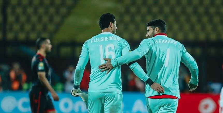 خبير لوائح يصدم محمد الشناوي: "مباراة الزمالك اعتبارية"