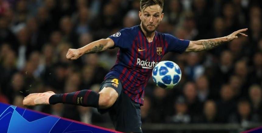 «راكيتيتش» يُنهي الجدل.. ويحسم مصيره مع برشلونة