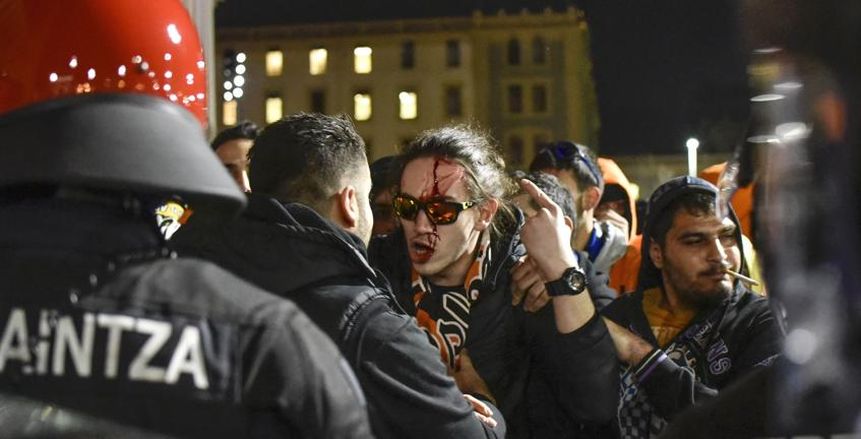 بالفيديو| شجار عنيف بين مشجعي أتلتيك بيلباو وأبويل نيقوسيا